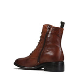 EOS Celia Brandy